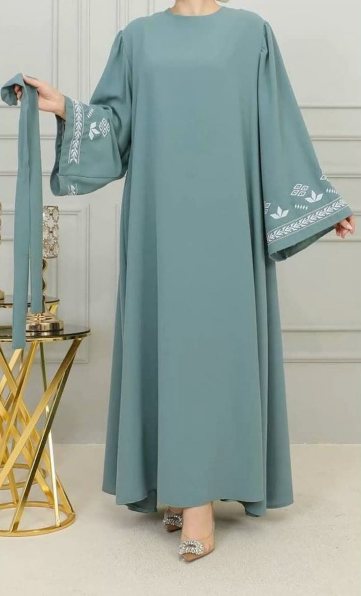 Color Abaya C-01 detail view 3 - Shukran Abaya