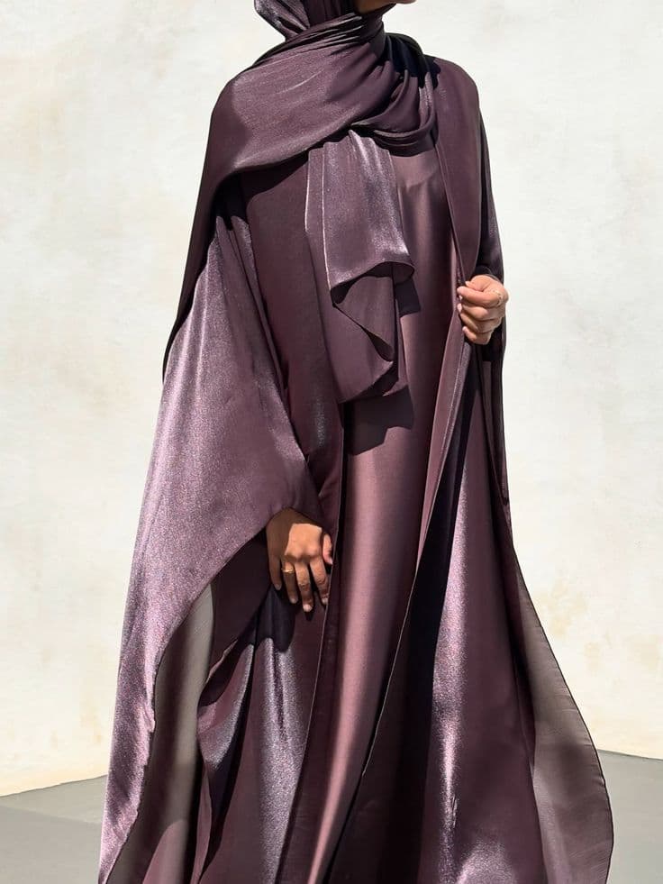Color Abaya C-05 detail view 2 - Shukran Abaya